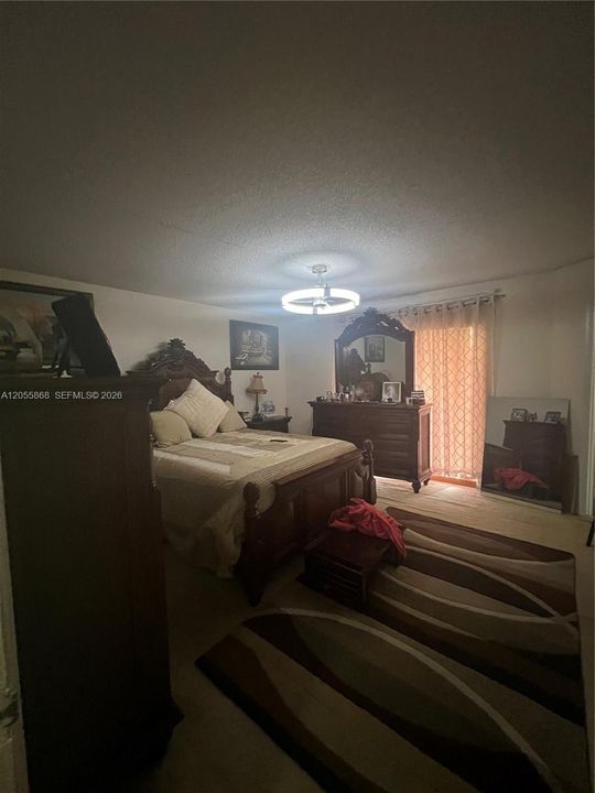 For Sale: $375,000 (4 beds, 2 baths, 1520 Square Feet)