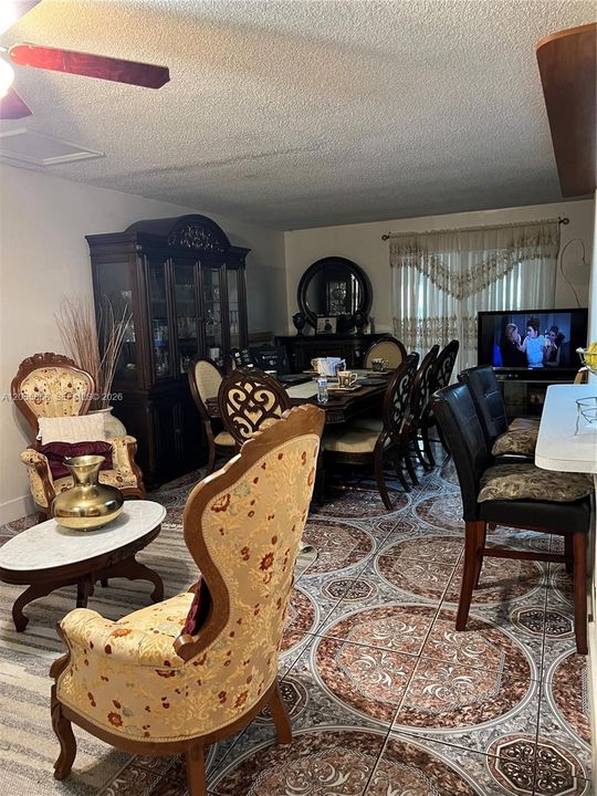 For Sale: $375,000 (4 beds, 2 baths, 1520 Square Feet)