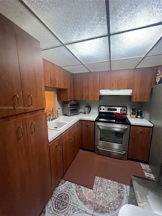 For Sale: $375,000 (4 beds, 2 baths, 1520 Square Feet)