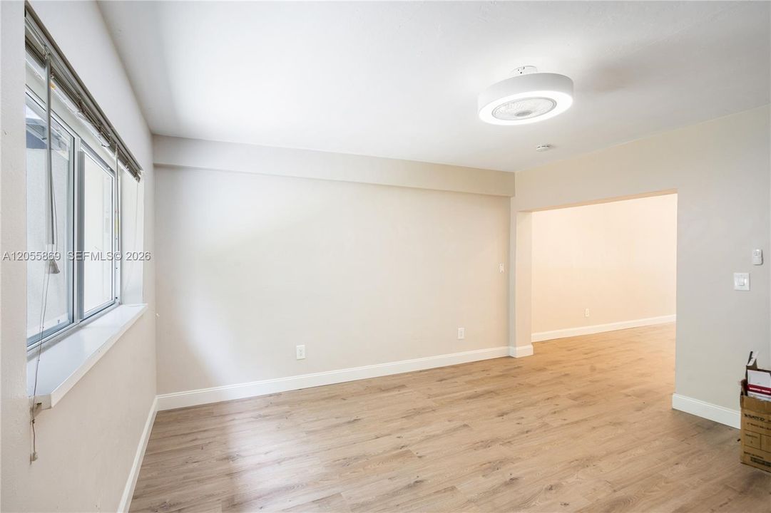 For Rent: $4,500 (3 beds, 2 baths, 3267 Square Feet)