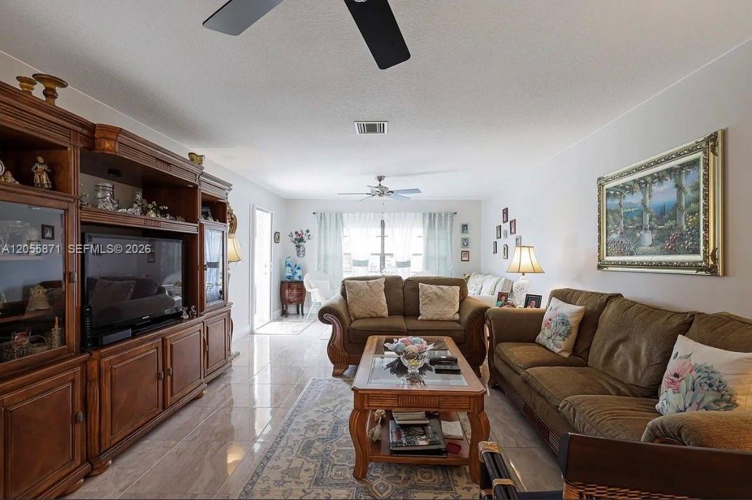 For Rent: $1,400 (2 beds, 2 baths, 0 Square Feet)