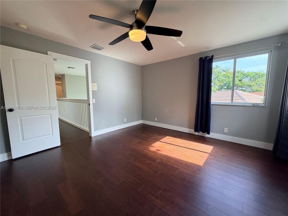 Suite Bedroom