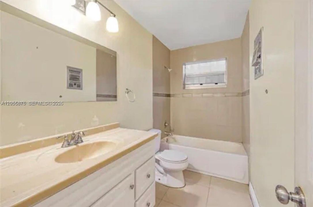 For Rent: $2,300 (3 beds, 2 baths, 0 Square Feet)