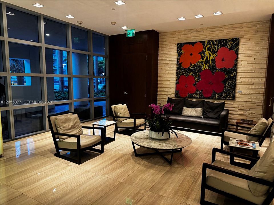 For Rent: $3,700 (1 beds, 1 baths, 793 Square Feet)