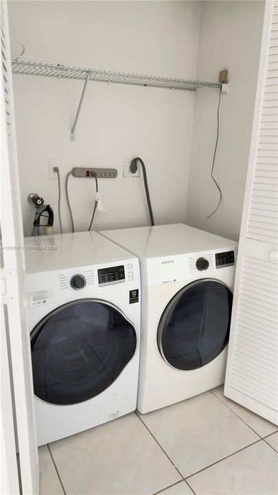 В аренду: $5,500 (3 спален, 2 ванн, 2500 Квадратных фут)