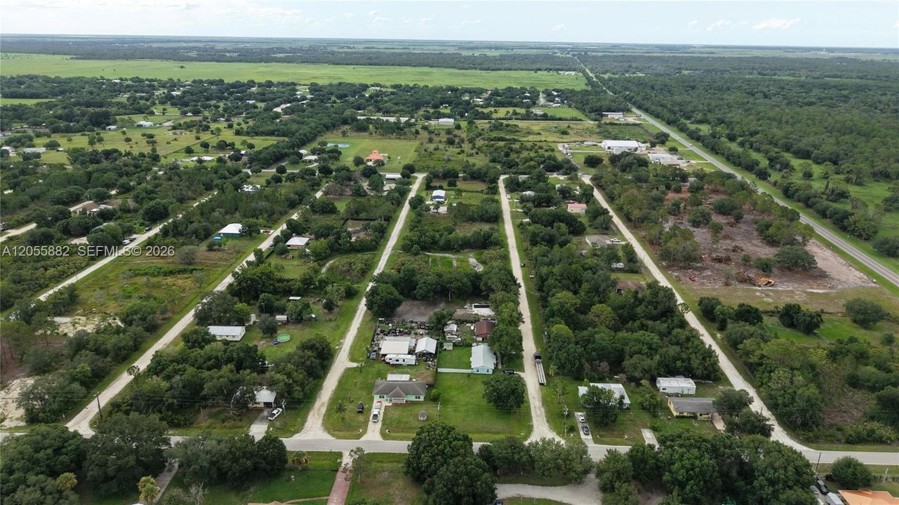 En Venta: $140,000 (1.44 acres)
