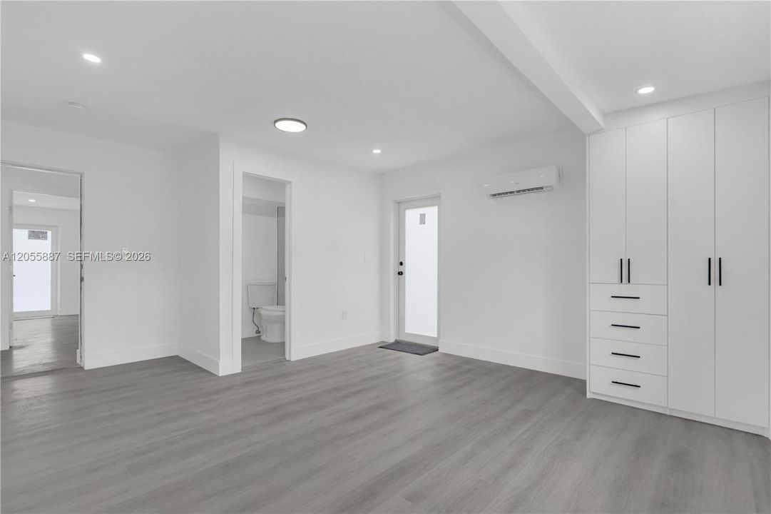 MASTER BEDROOM #1