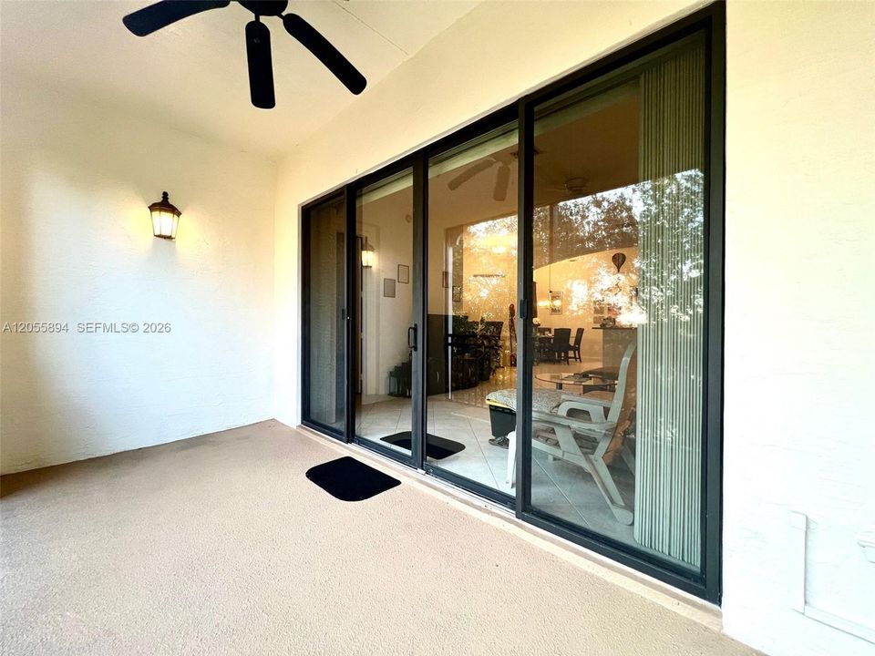 For Sale: $339,500 (2 beds, 2 baths, 1309 Square Feet)