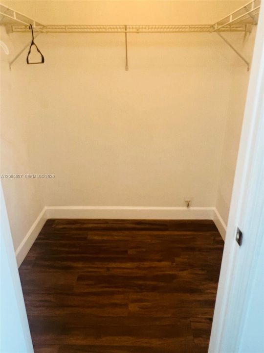 En Renta: $4,999 (3 camas, 3 baños, 2385 Pies cuadrados)