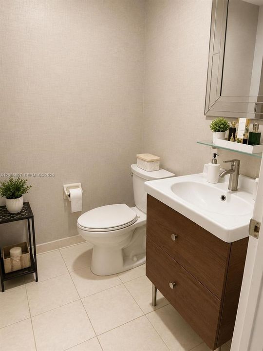 En Renta: $4,999 (3 camas, 3 baños, 2385 Pies cuadrados)