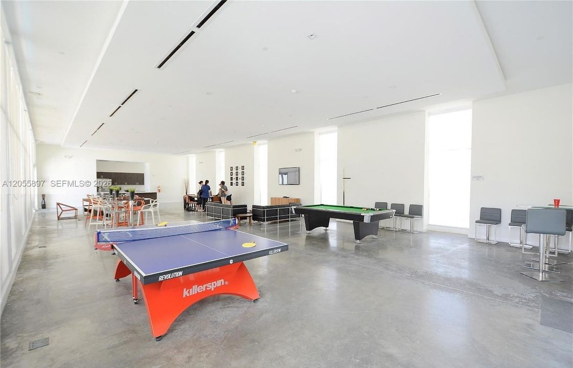 En Renta: $4,999 (3 camas, 3 baños, 2385 Pies cuadrados)