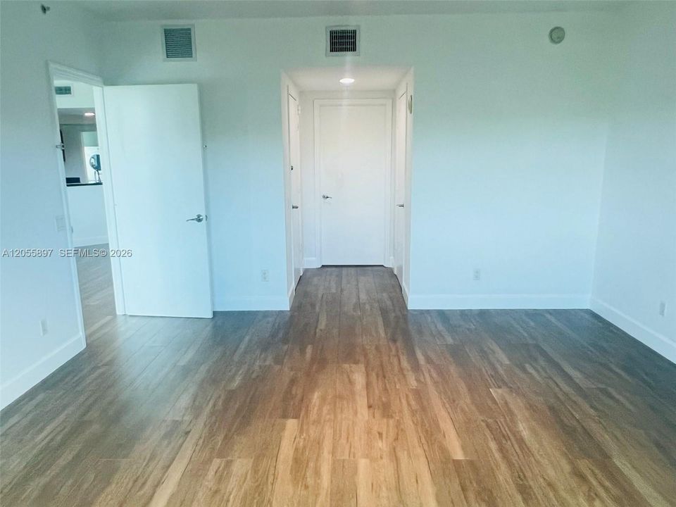 En Renta: $4,999 (3 camas, 3 baños, 2385 Pies cuadrados)
