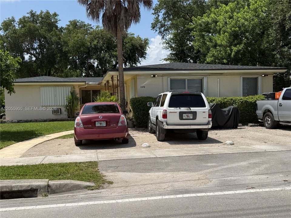 For Sale: $944,000 (0 beds, 0 baths, 2857 Square Feet)