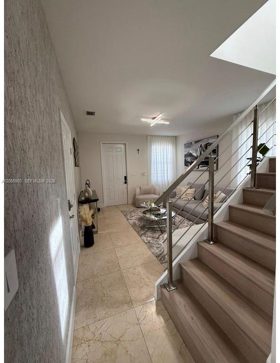 En Venta: $845,000 (4 camas, 3 baños, 2170 Pies cuadrados)