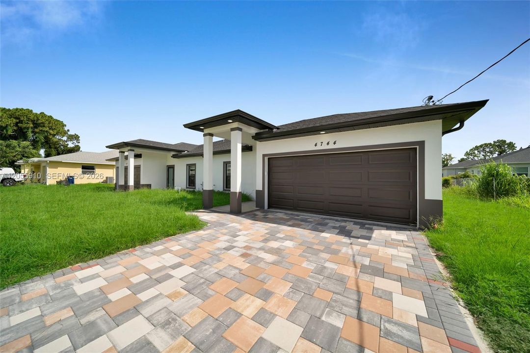 For Rent: $1,800 (3 beds, 2 baths, 0 Square Feet)