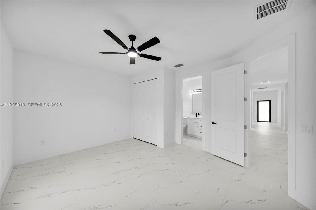 For Rent: $1,800 (3 beds, 2 baths, 0 Square Feet)