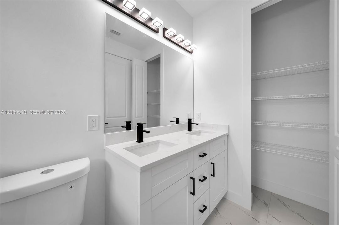 For Rent: $1,800 (3 beds, 2 baths, 0 Square Feet)