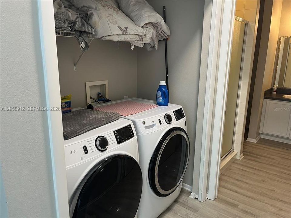 For Rent: $3,200 (6 beds, 4 baths, 2800 Square Feet)