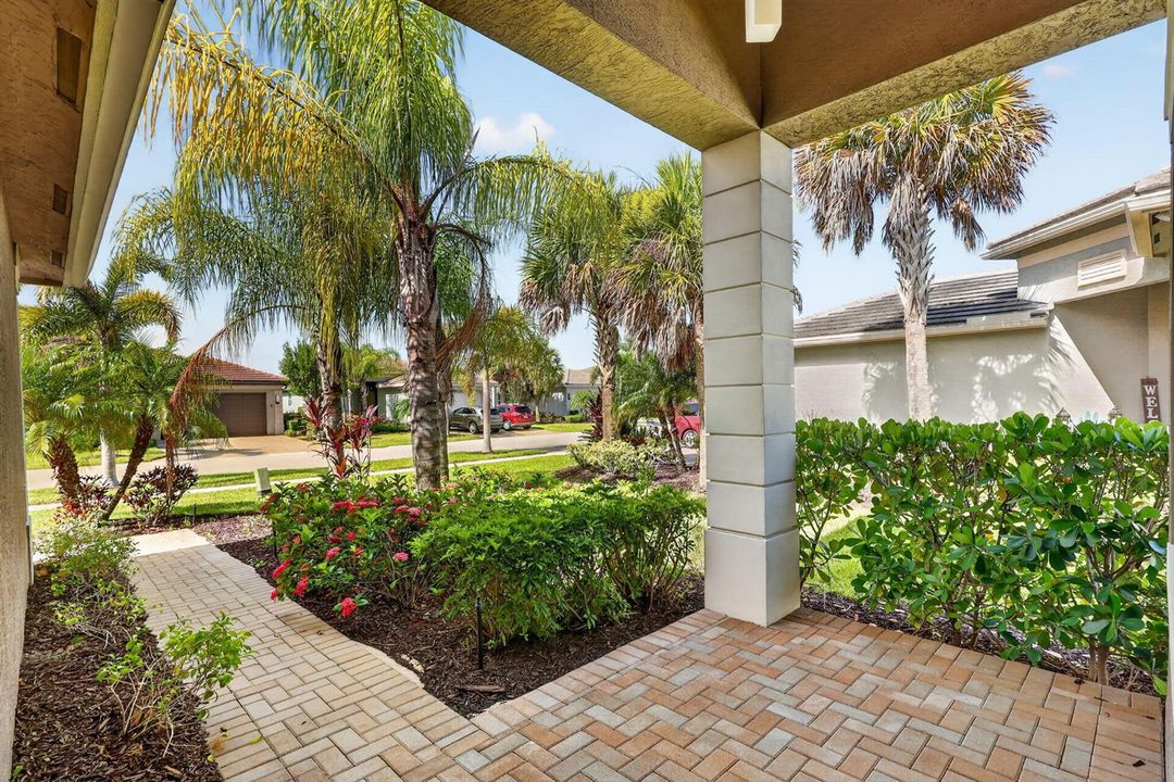10542 SW Sunray St.