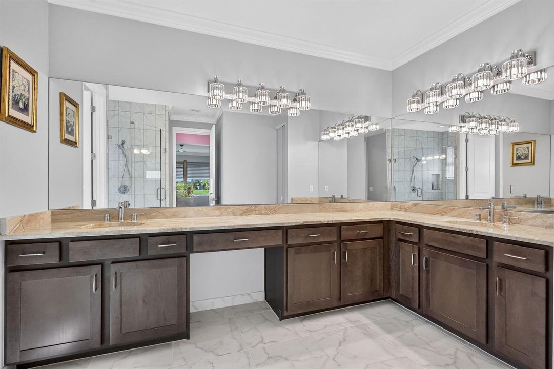10542 SW Sunray St.
