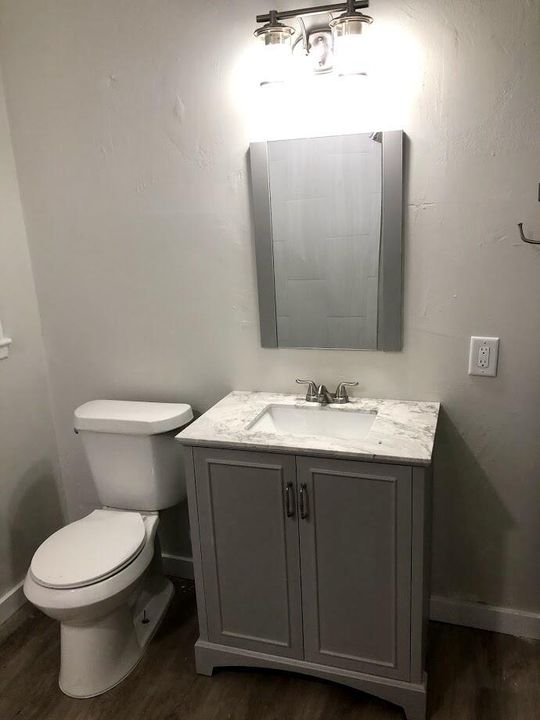 4 bathroom vanity