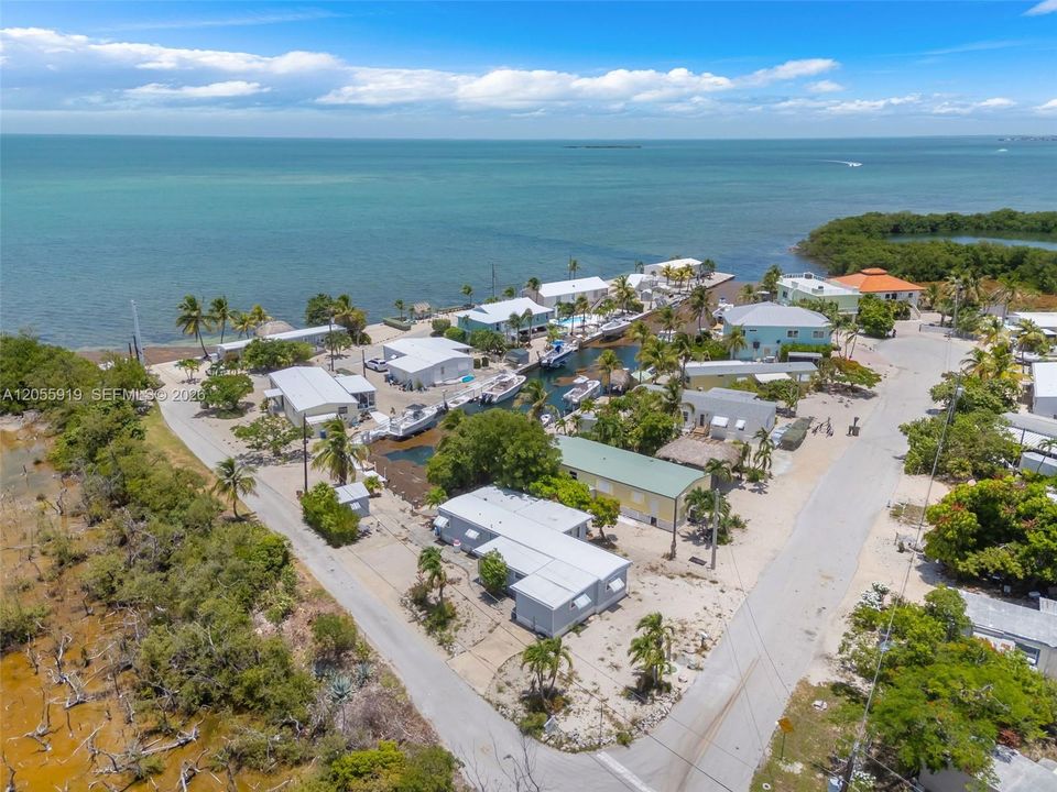 For Sale: $700,000 (4 beds, 2 baths, 1447 Square Feet)