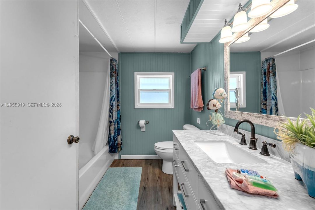 For Sale: $700,000 (4 beds, 2 baths, 1447 Square Feet)
