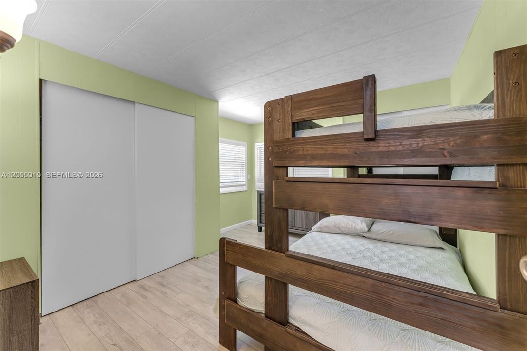 For Sale: $700,000 (4 beds, 2 baths, 1447 Square Feet)