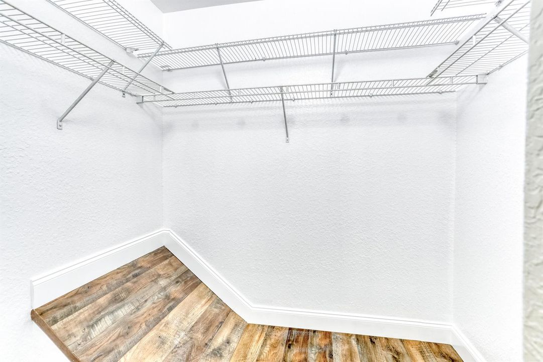 316 SE Bloxham Way-Master Bedroom Closet