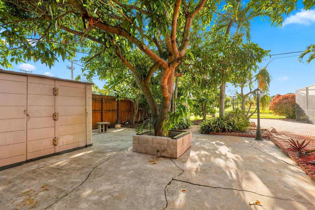 52_3768_pinehurst_dr_greenacres_fl_33467