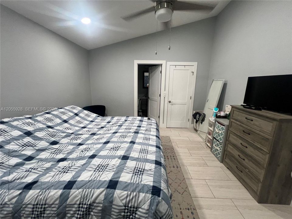 For Sale: $950,000 (0 beds, 0 baths, 3275 Square Feet)