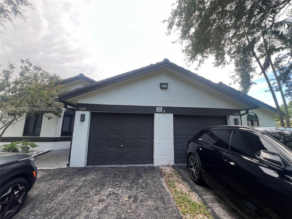 For Sale: $950,000 (0 beds, 0 baths, 3275 Square Feet)
