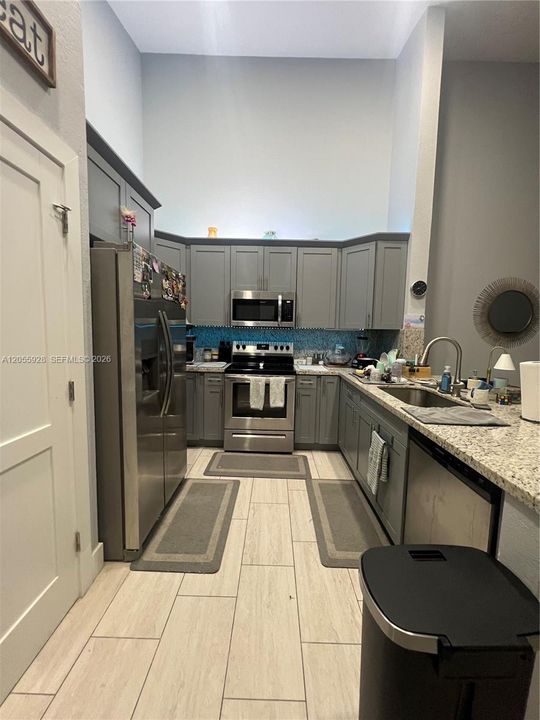 For Sale: $950,000 (0 beds, 0 baths, 3275 Square Feet)