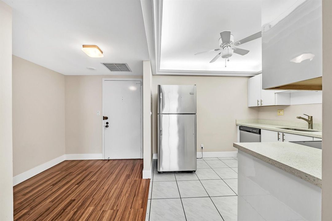 14 Kitchen