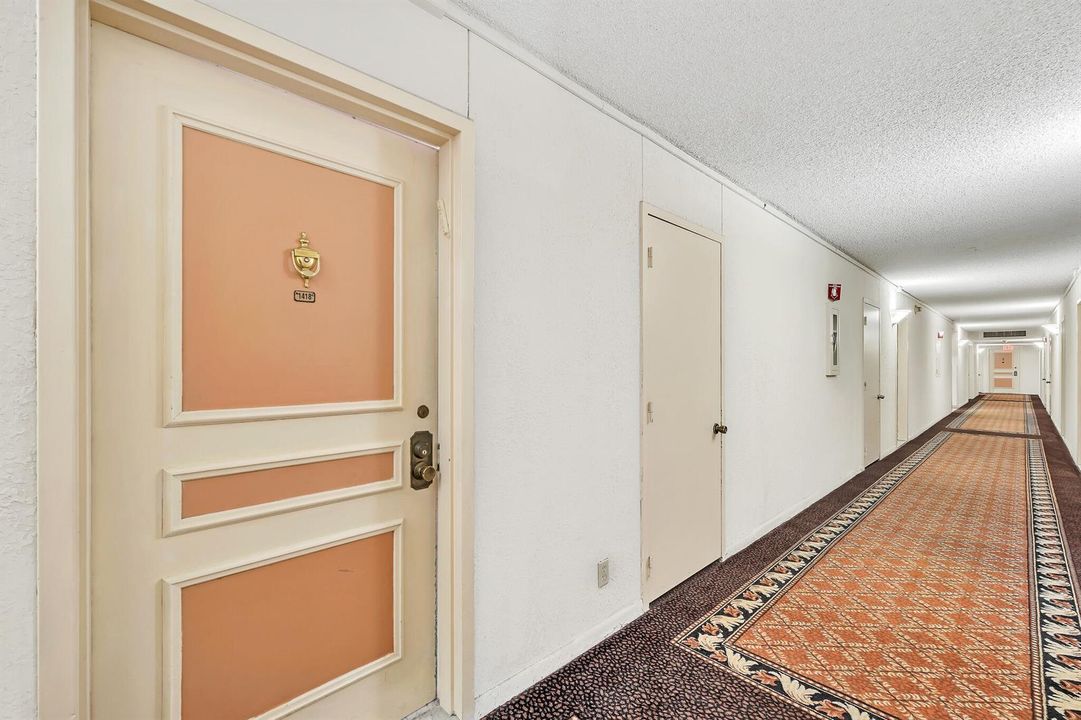 2 Entryway (1)