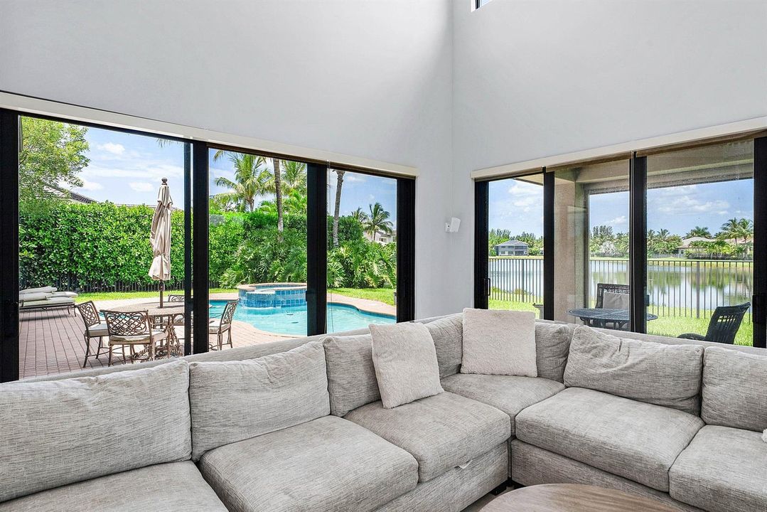 011-16884StrasbourgLane-DelrayBeach-FL-3