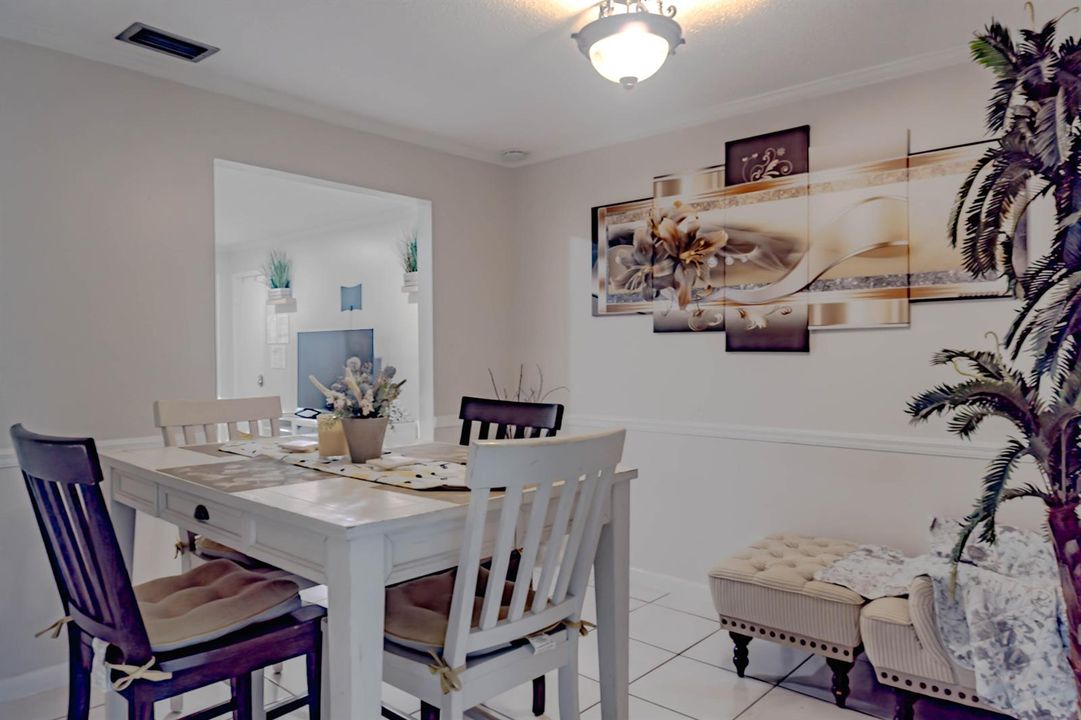 Dining room2