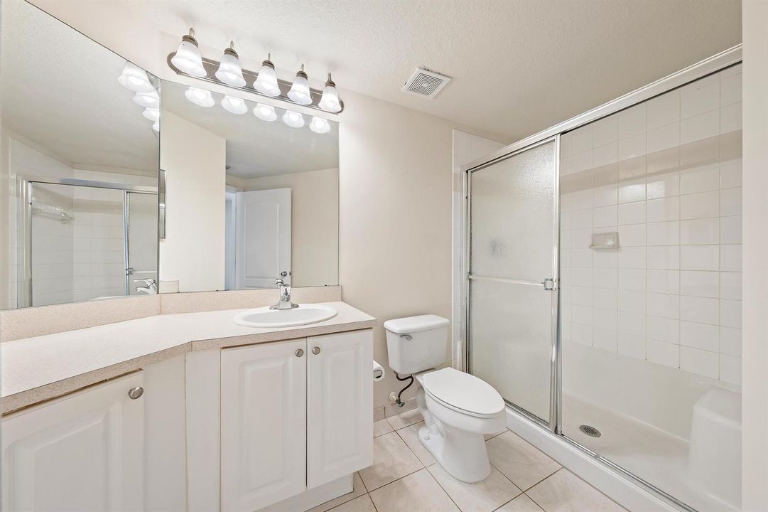 11018 Legacy Dr-14 Primary Bath