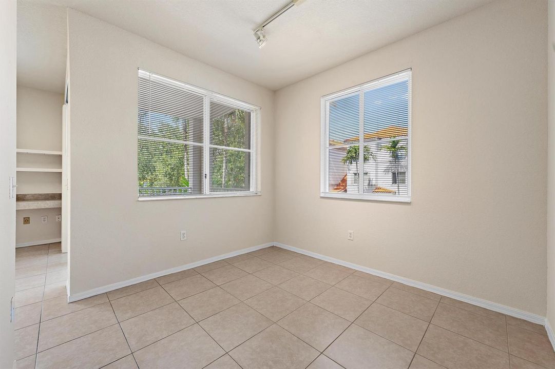 11018 Legacy Dr-Dining 1