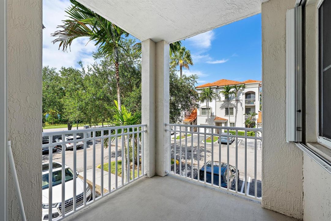 11018 Legacy Dr-18 Patio