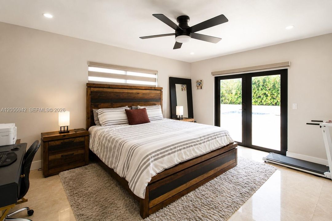 En Venta: $1,800,000 (4 camas, 3 baños, 1896 Pies cuadrados)