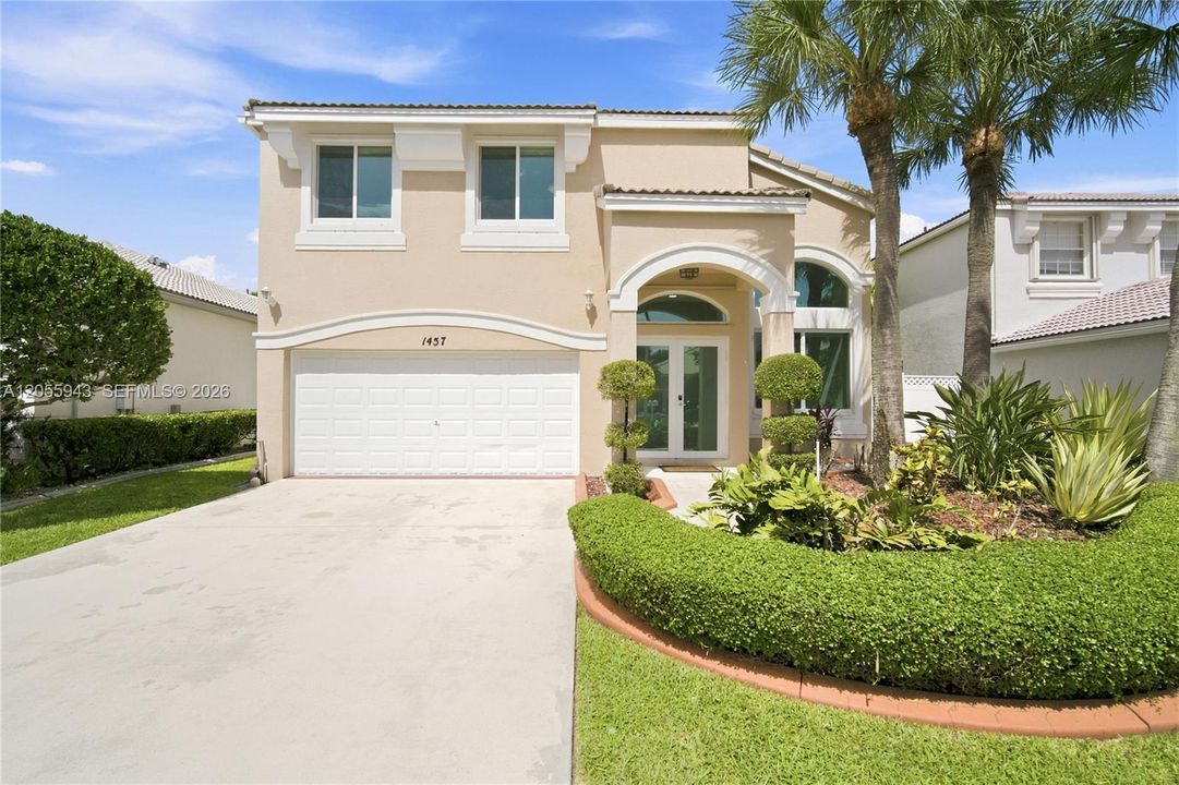 En Venta: $779,999 (3 camas, 3 baños, 2087 Pies cuadrados)