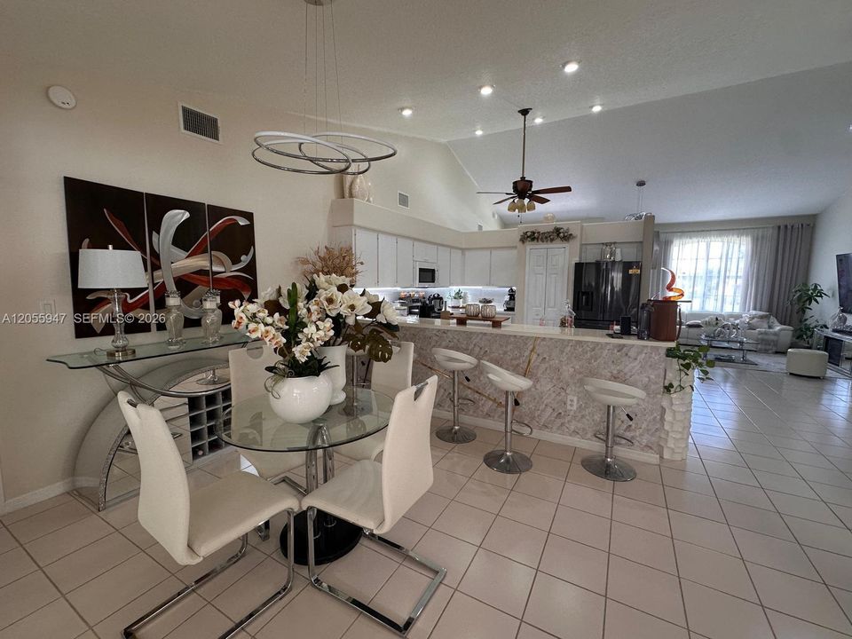 For Sale: $400,000 (3 beds, 2 baths, 2074 Square Feet)