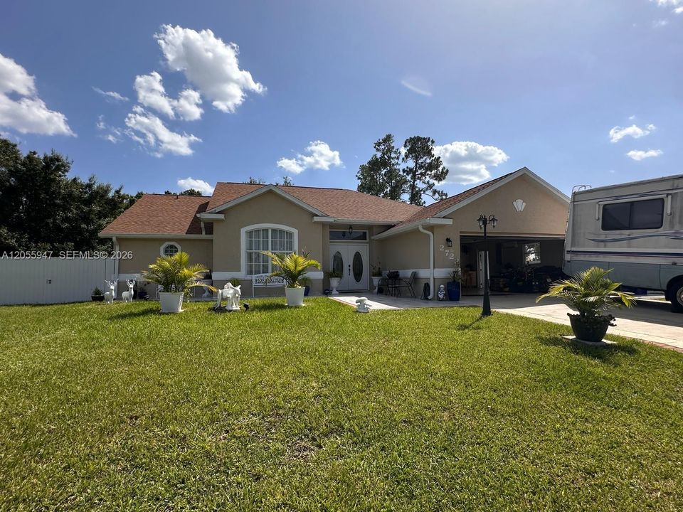 For Sale: $400,000 (3 beds, 2 baths, 2074 Square Feet)