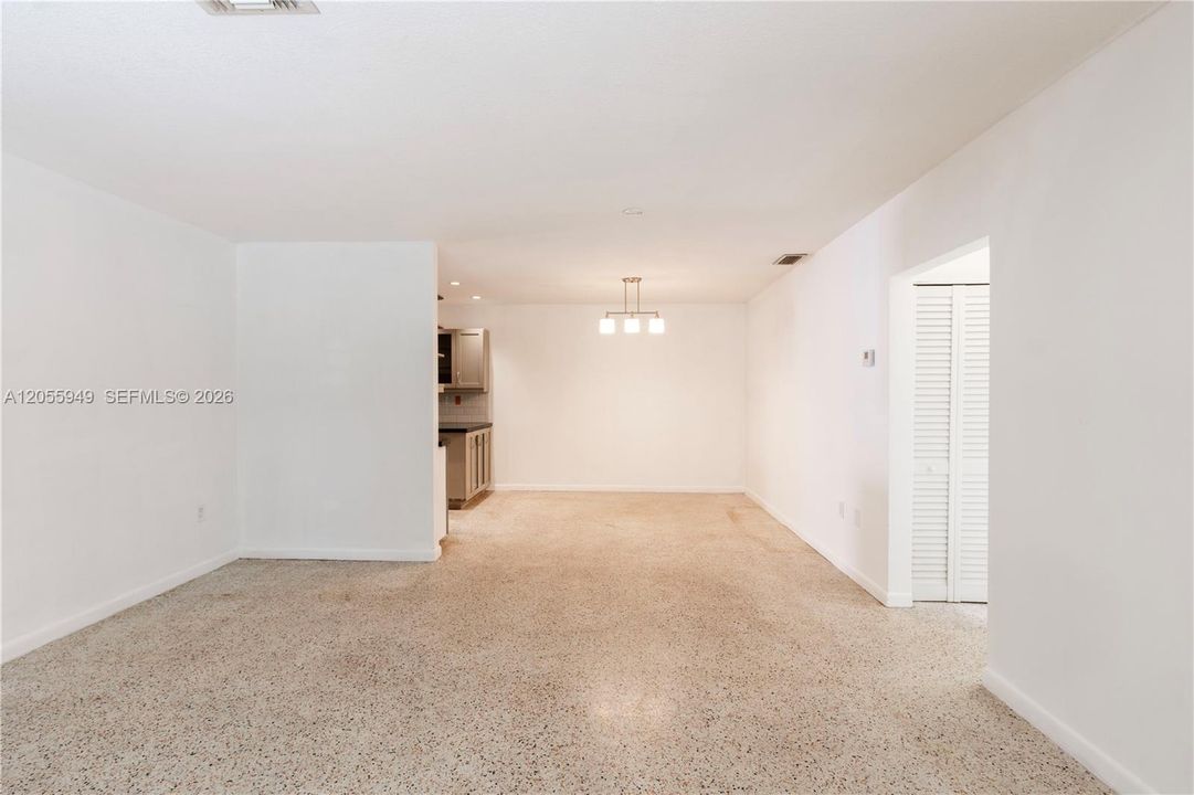 En Renta: $3,700 (3 camas, 2 baños, 1629 Pies cuadrados)