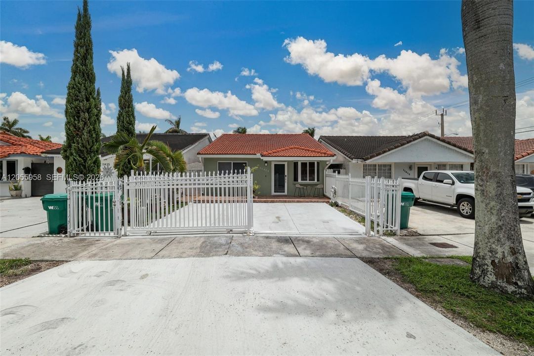 En Venta: $540,000 (3 camas, 2 baños, 1405 Pies cuadrados)