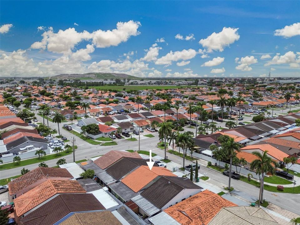 En Venta: $540,000 (3 camas, 2 baños, 1405 Pies cuadrados)
