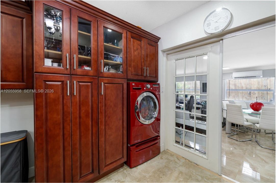 En Venta: $540,000 (3 camas, 2 baños, 1405 Pies cuadrados)