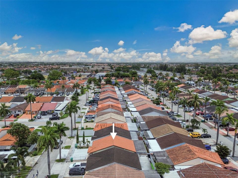 En Venta: $540,000 (3 camas, 2 baños, 1405 Pies cuadrados)