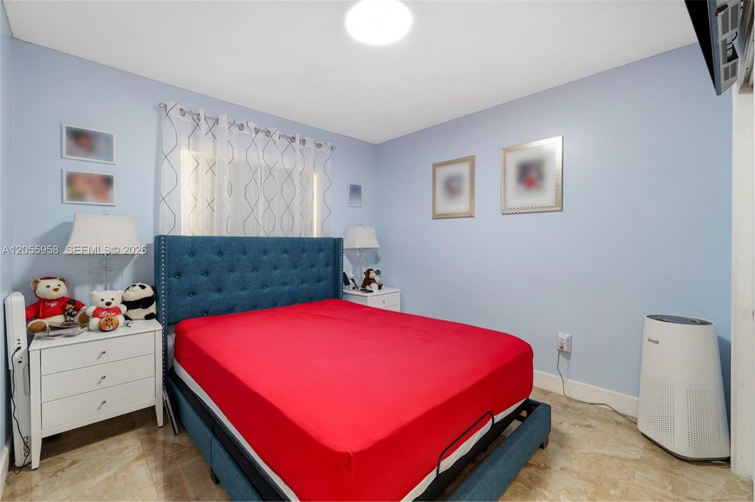 En Venta: $540,000 (3 camas, 2 baños, 1405 Pies cuadrados)